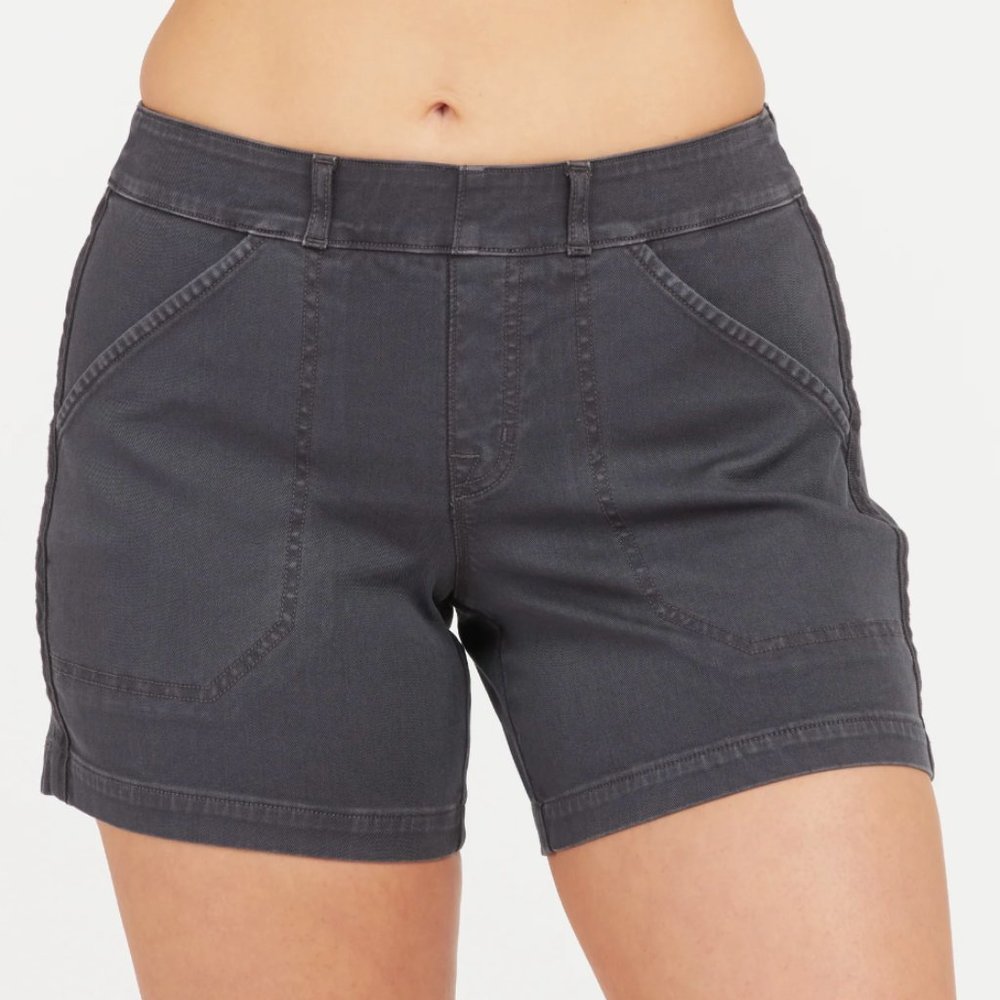 Spanx Stretch Twill Shorts, 6", pull-on size 2X, washed black